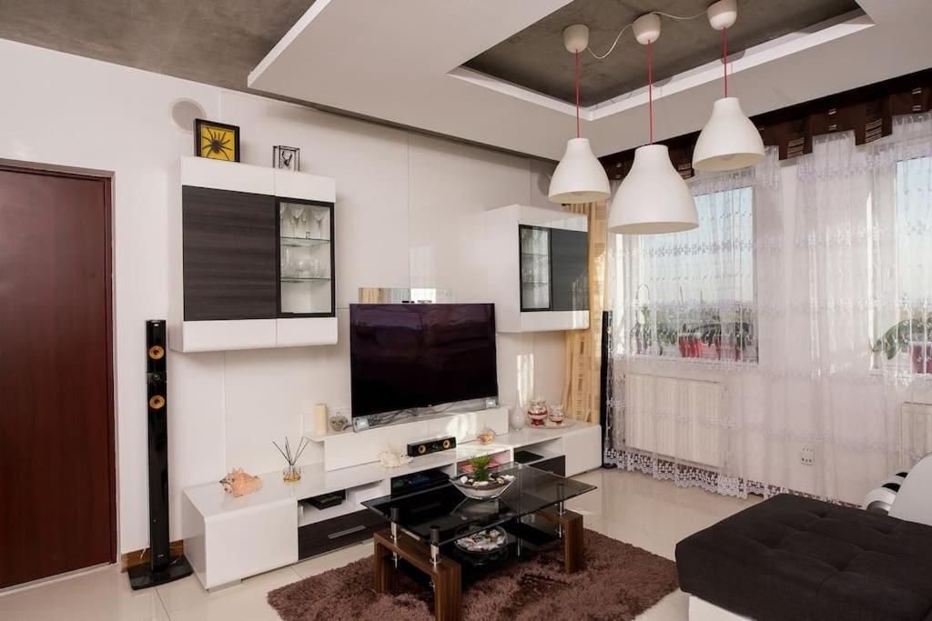 Orangehomes One Bedroom With Fireplace Appartement *