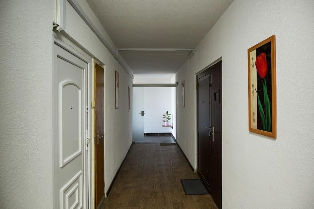 Orangehomes One Bedroom With Fireplace Appartement